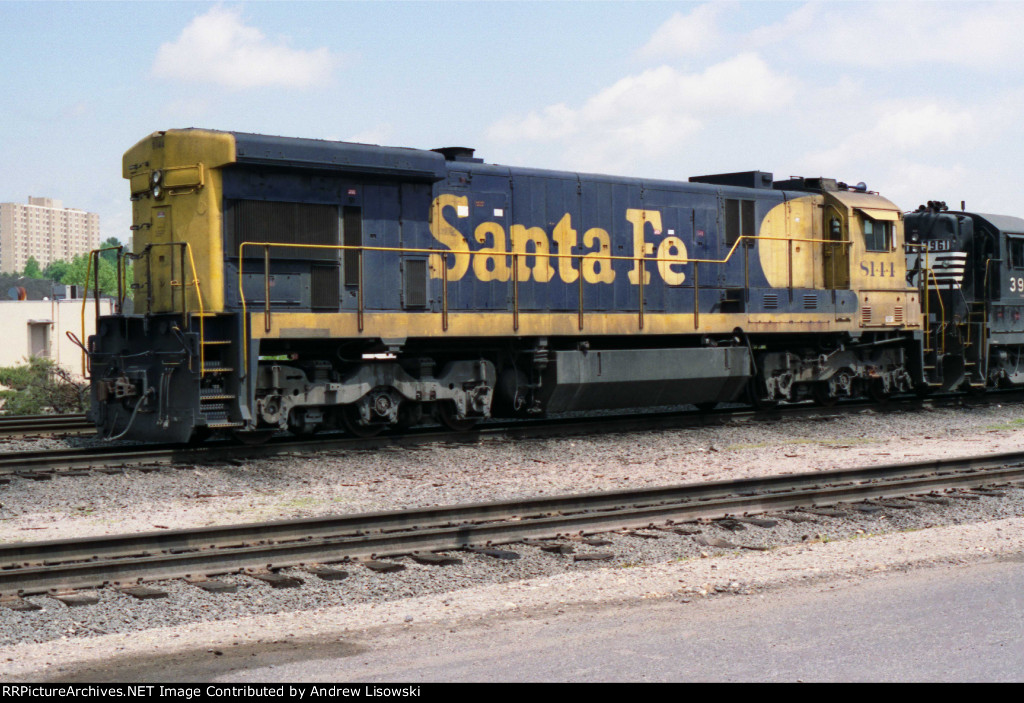 Santa Fe C30-7 8144